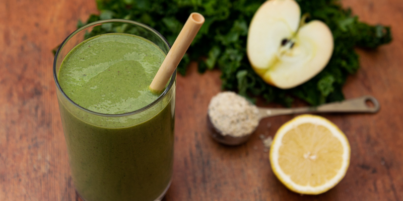 Kale & apple smoothie